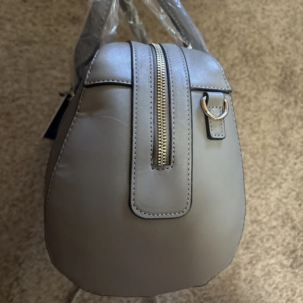 Adrienne Vittadini Regency Collection Pebbled Color Block Barrel Bag Purse Gray